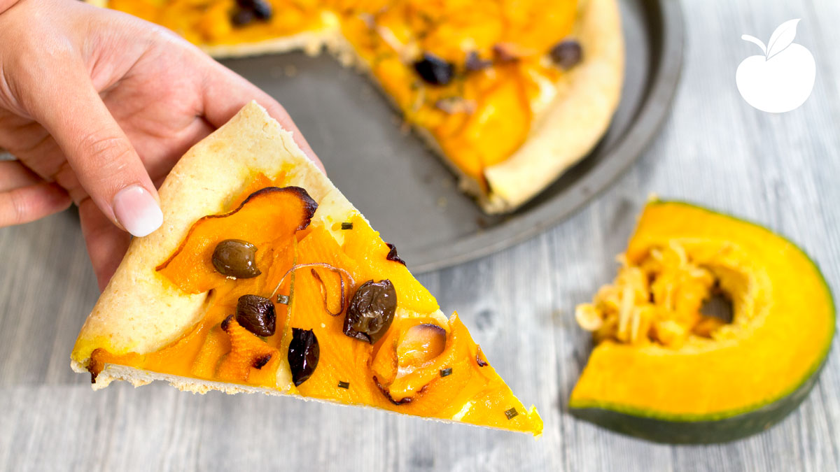 Pizza alla zucca e cipollotti