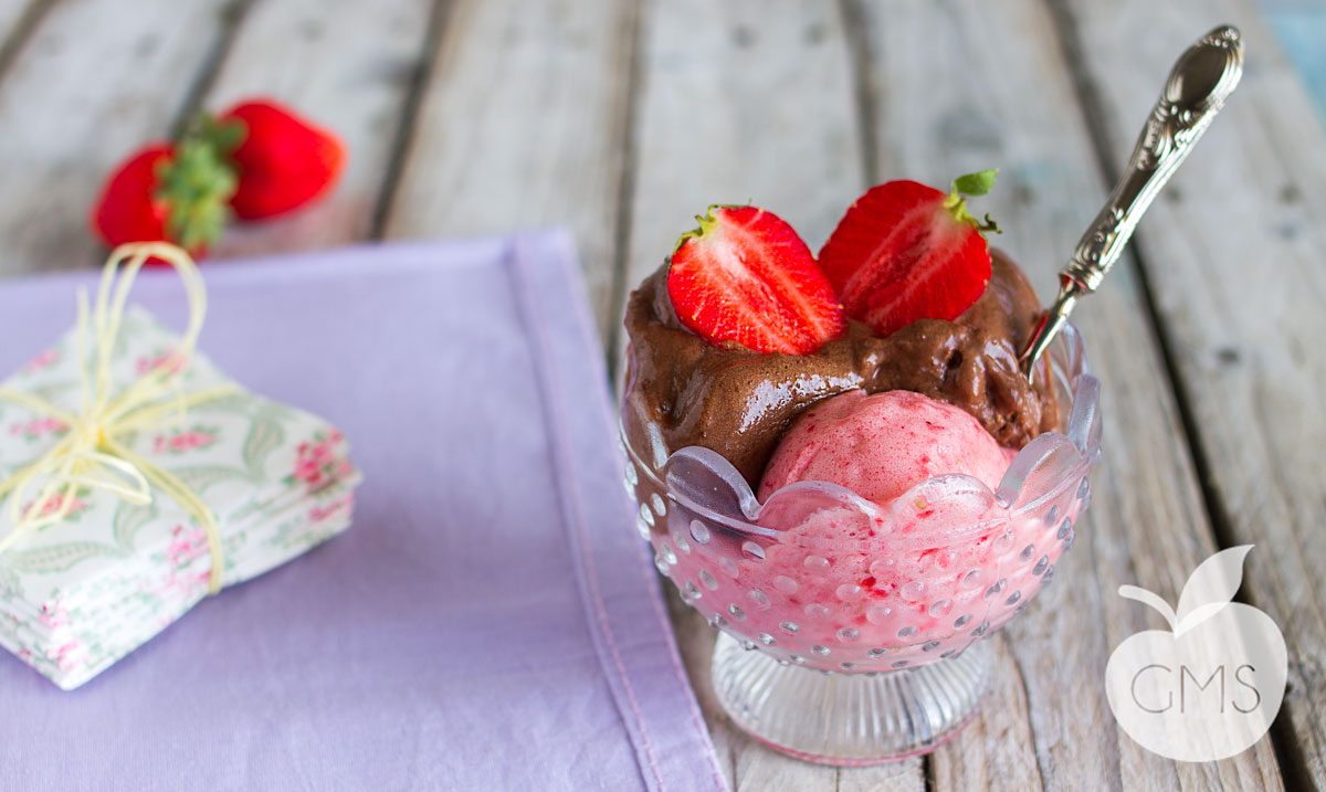 Gelato fragole e cioccolato