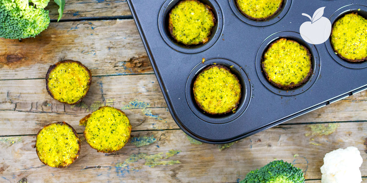 Muffin salati ai broccoli | Ricetta low carb