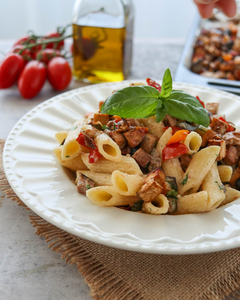 Pasta con verdure al forno e Tahina