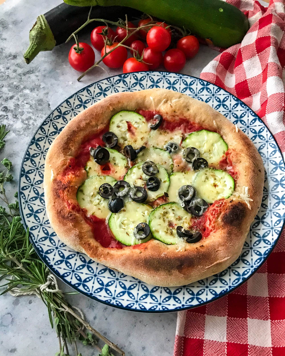 Pizza al farro fatta in casa