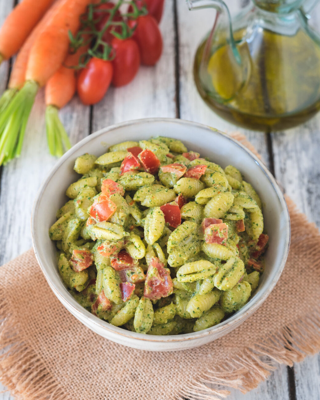 Pesto con le foglie di carota