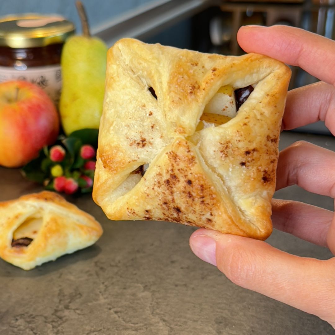 fagottini ripieni di pere e cioccolato