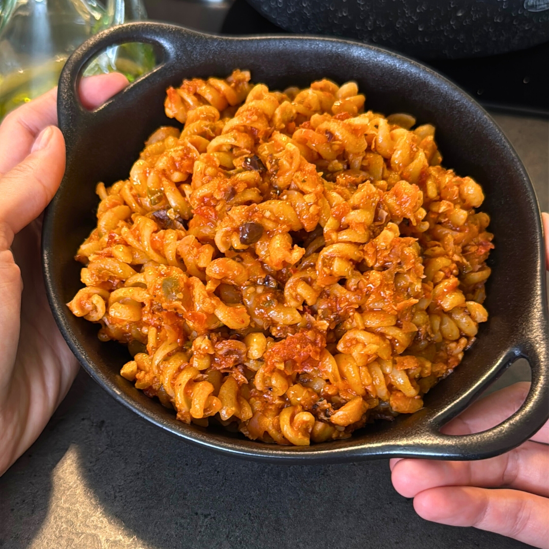 Pasta furba ai ceci e pomodori secchi
